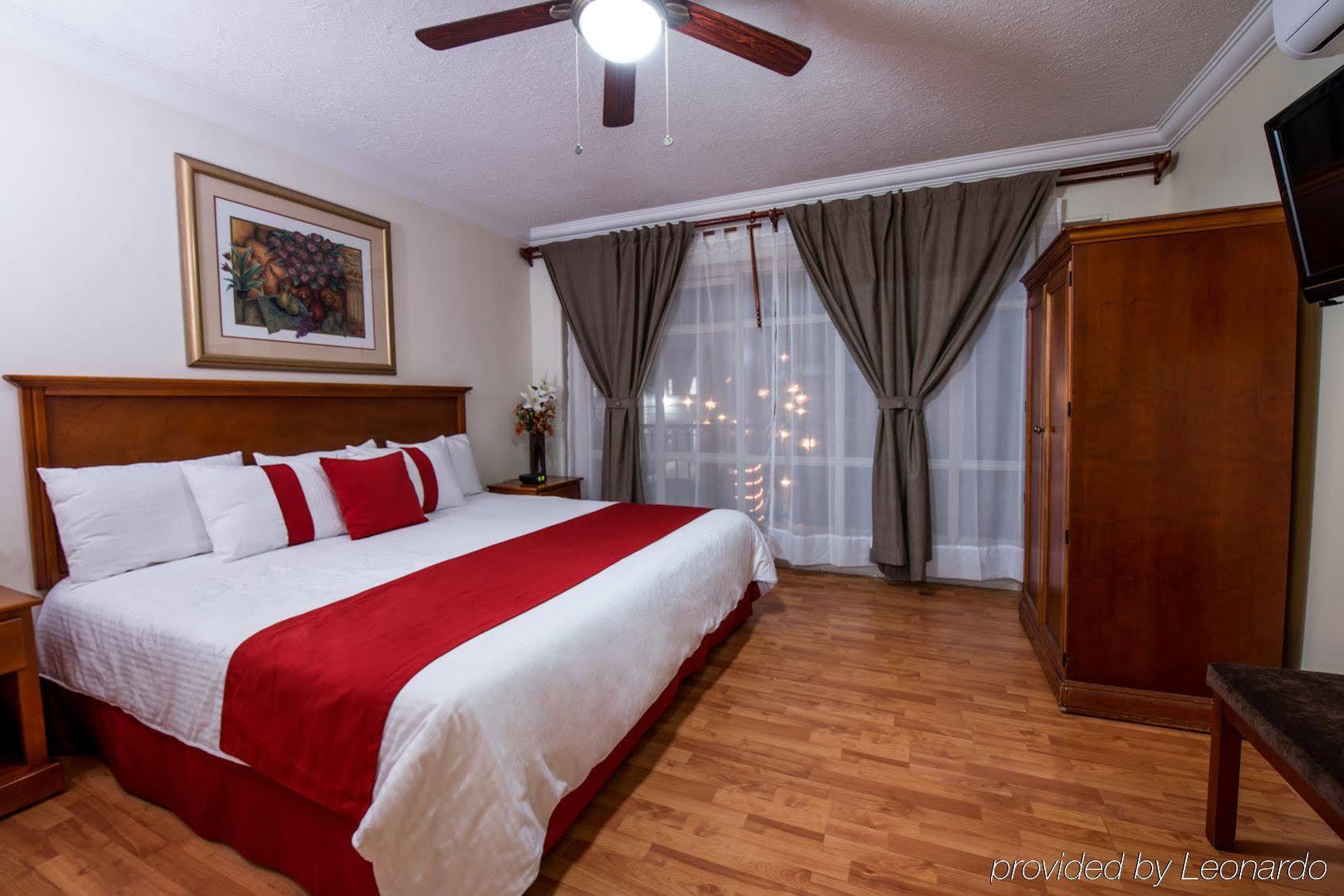 Del Marques Hotel And Suites Guadalajara Exteriér fotografie